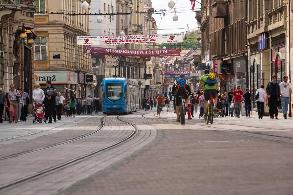 Just Zagreb, Ilica, tram